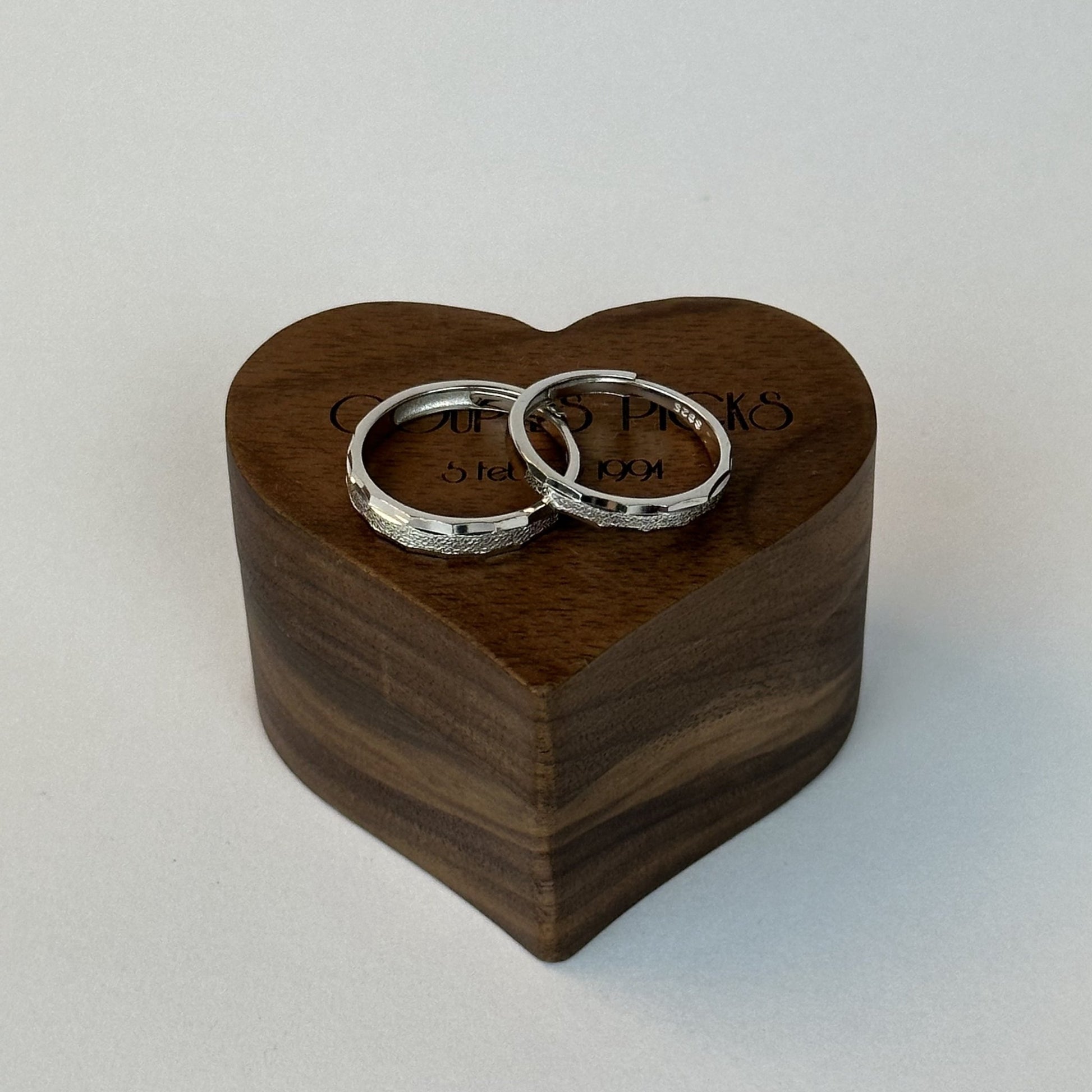 Coarse Sanded Ring Set - CouplesPicks