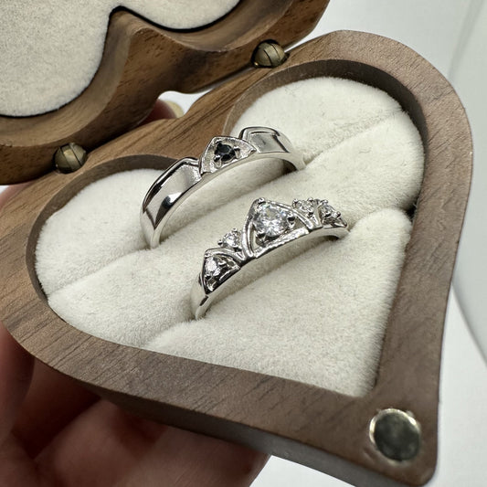 Knight & Queen Royalty Rings - CouplesPicks